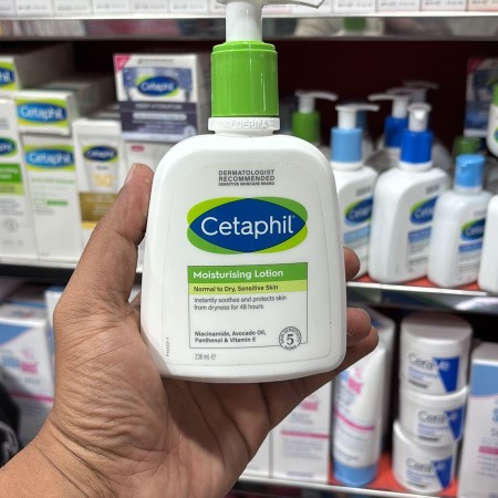 Cetaphil Moisturising Lotion–236ml
